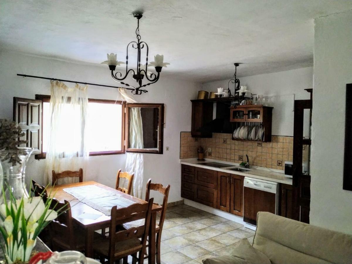 منزل الضيف غويخار سييرا  في Cortijo La Solana المظهر الخارجي الصورة